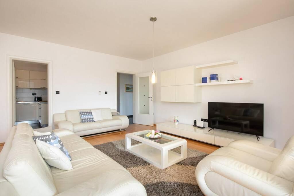 Apartment Natali Punat- Free Parking On Premises Extérieur photo